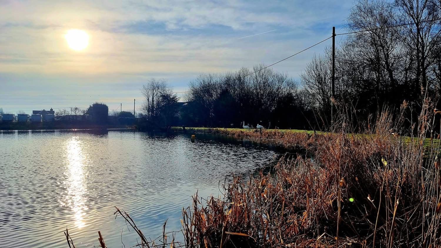 Woodshaw Reservoir photo 2