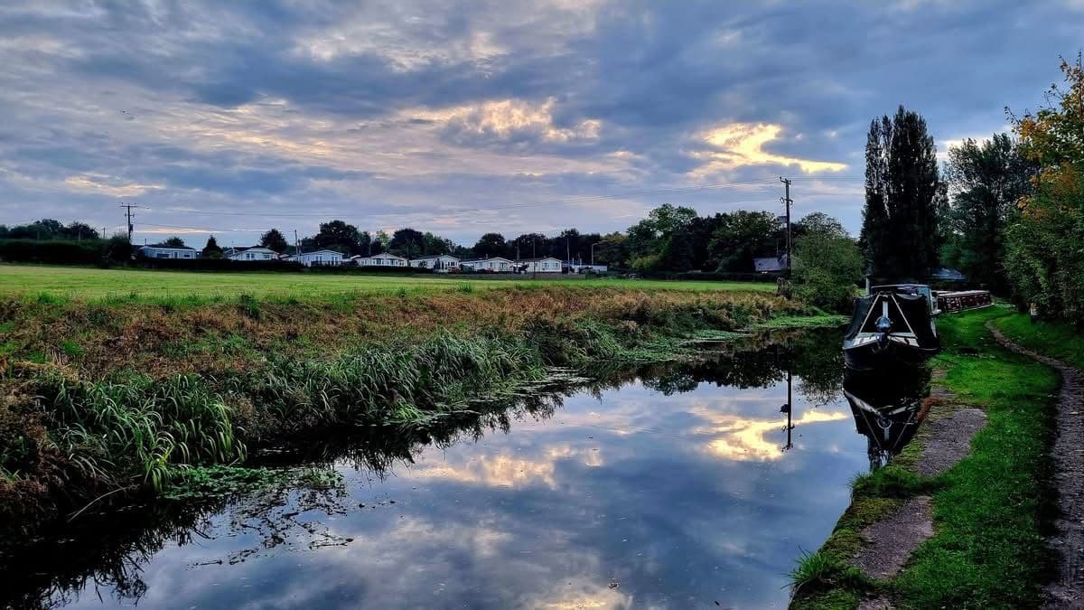 2 Bartington - Holehouse Lane photo 2